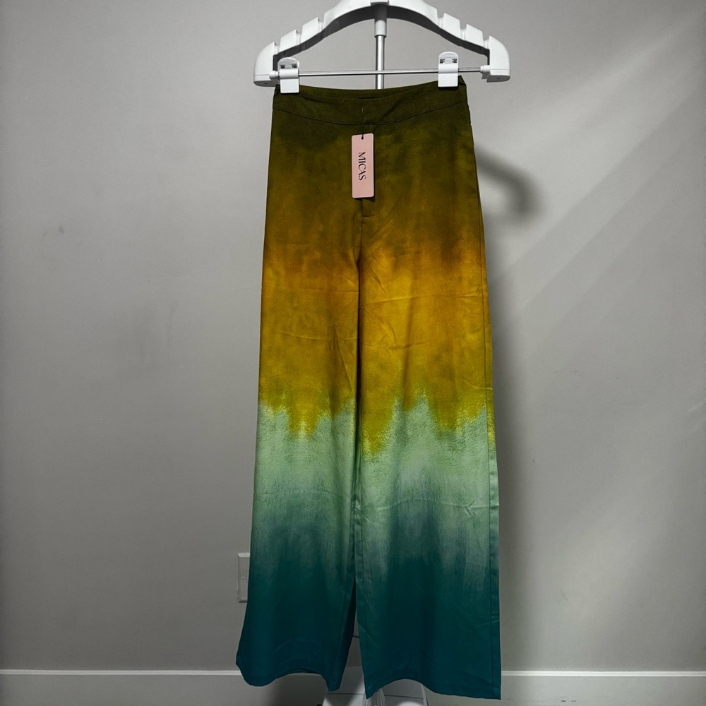 Micas Gradient Flare Pants